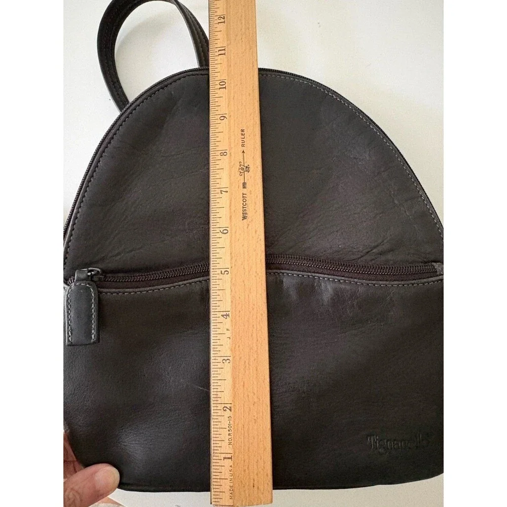 Tignanello Black Soft Leather Zipper Backpack Minimalist Dome Shaped Vintage